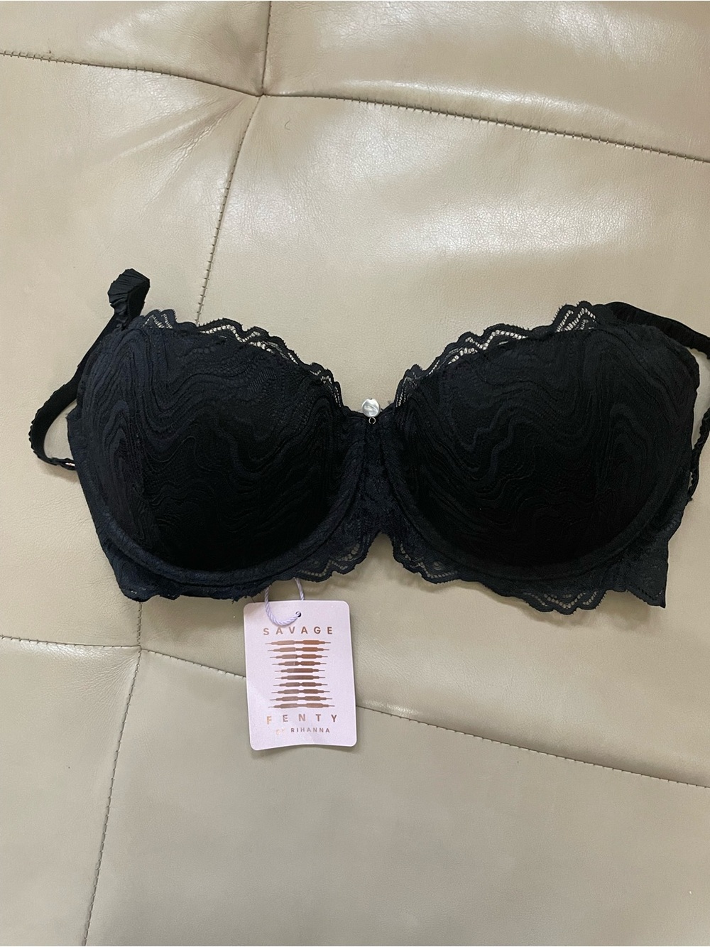 Savage X Fenty Black Lace Push-Up Bra, Size 30DDD